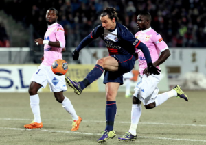 La pelouse maudite pour Ibra en France : Annecy...