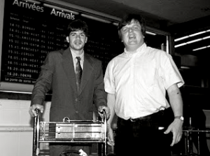 Tulio débarque à Paris, aux côtés de Jean-Michel Moutier