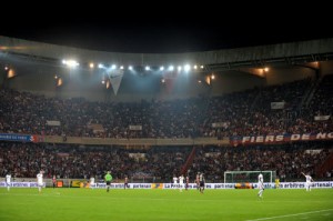 Le Parc, désormais trop étroit pour le PSG ?