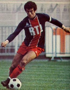 Mustapha Dahleb, meilleur buteur du PSG face à Lyon