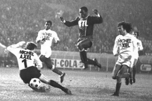 M'Pelé contre l'OM en 1975