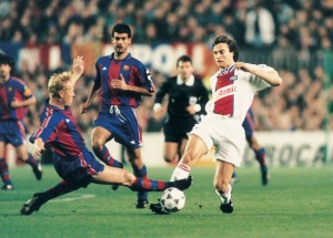 Ginola face à Koeman en 1995 : la plus belle affluence dans l'histoire du PSG