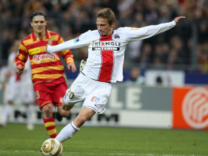 Décisif en finale de la Coupe de la Ligue 2008 face à Lens