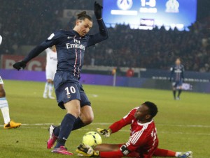 Mandanda, dans le top 3 de la liste d'Ibra