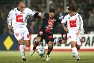 Giuly face à Montluçon en 2009