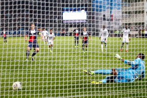 Mandanda, dauphin de Ruffier