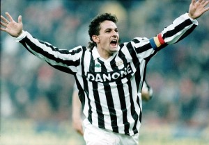 Roberto Baggio, heureux face à Paris avec la Juve