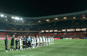 le début de la série du PSG en 2006 face au Panathinaikos, après le drame face à l'Hapoël Tel Aviv