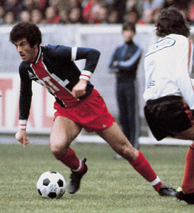 5-0 face à Laval en 1977, avec capitaine Dahleb