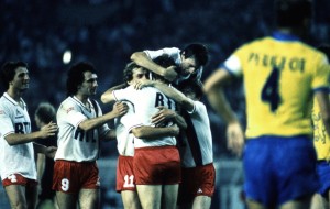 + 9 points, après avoir recalculé avec une victoire à trois points, suite à la victoire du PSG face à Sochaux en 1985-1986