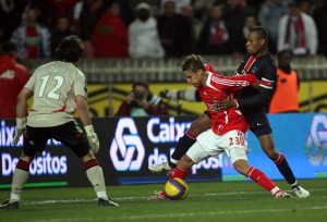 Paris vaincu par le Benfica d'un certain... David Luiz