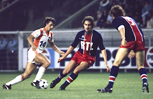 Cruyff en action en 1979 avec les Los Angeles Aztecs
