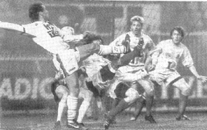 le but de l'espoir signé Calderon