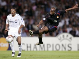 Le Lyonnais Wiltord face au Real Madrid en 2005