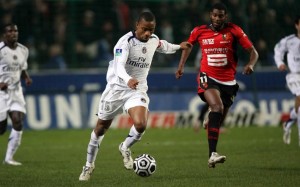 Kalou, capitaine intérimaire contre Rennes en 2007