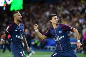 Neymar égale Pastore