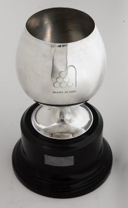 le trophée Brandy remporté par le PSG à Jerez