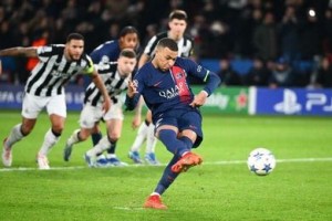 le penalty de Mbappé face à Newcastle